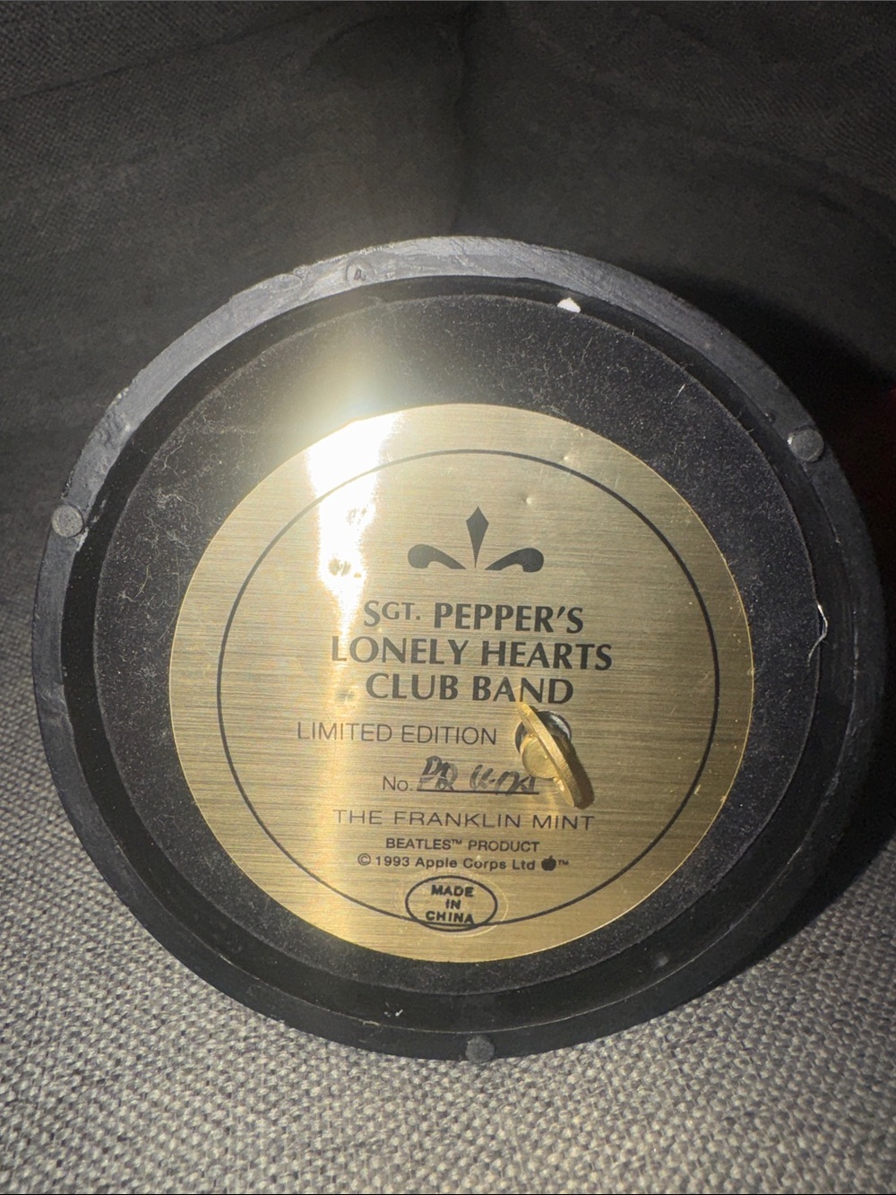 Vintage 1993 The Franklin Mint Beatles Sgt. Pepper Music Box / Dome - Picture 8 of 11